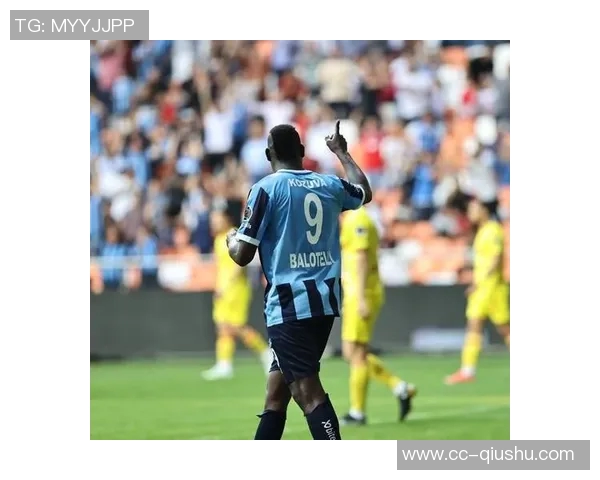 巴洛特利为保持竞技状态加盟第五级别球队进行训练